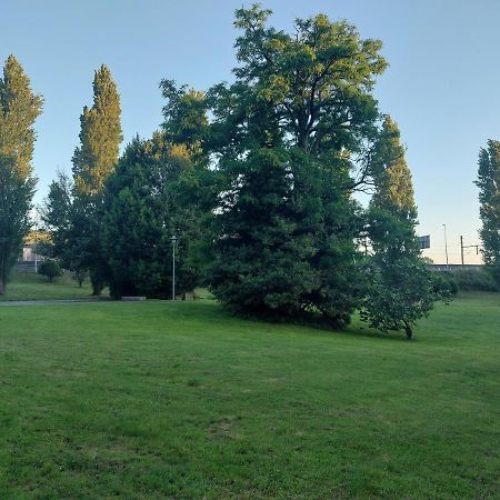 Apartamento Vieiro Con Plaza Garaje Gratis Santiago de Compostela Bagian luar foto